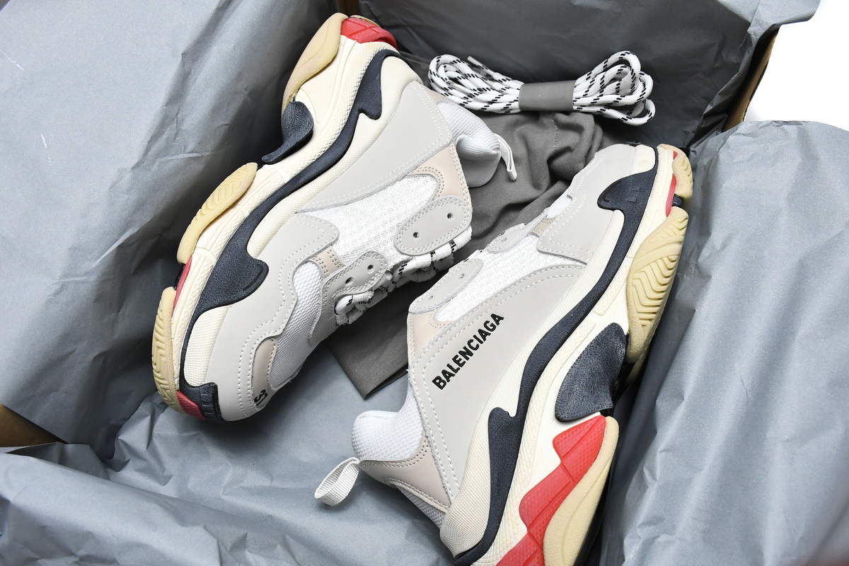 Balenciaga Triple S White Black Red 2019 | 524037 W09E1 9000 | New Arrival Balenciaga Triple S White Black Red 2019 | 524037 W09E1 9000 | New Arrival
