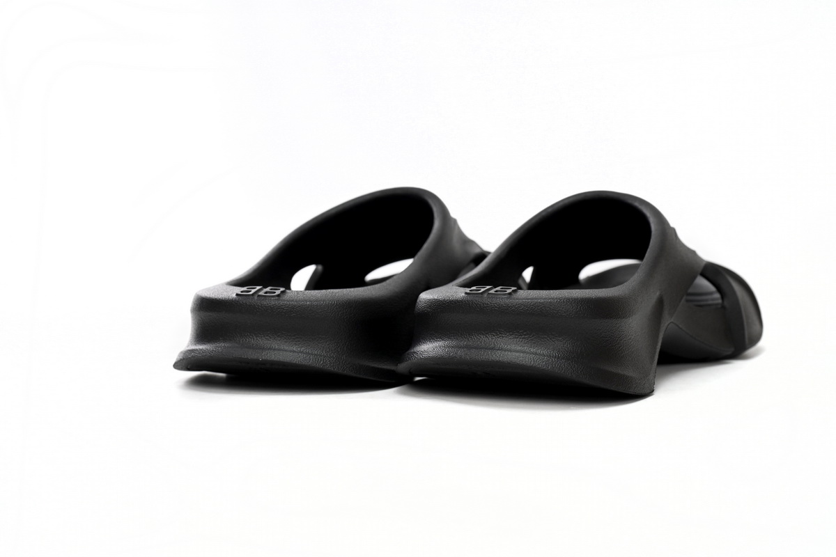 Balenciaga Mold Slide Sandal 'Black' - Shop Now for Sleek Style Balenciaga Mold Slide Sandal 'Black' - Shop Now for Sleek Style