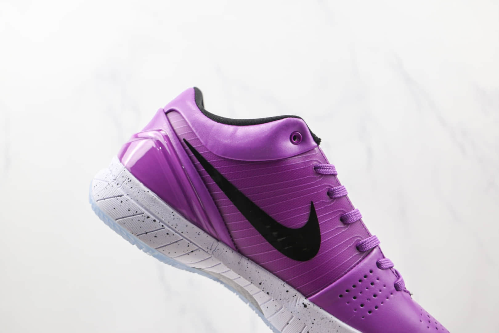 Nike Undefeated x Kobe 4 Protro 'Court Purple' CQ3869-500 - Limited Edition Basketball Sneakers Nike Undefeated x Kobe 4 Protro 'Court Purple' CQ3869-500 - Limited Edition Basketball Sneakers