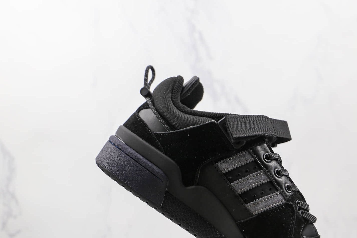 Adidas Bad Bunny x Forum Buckle Low 'Back To School' GW5021 - Limited Edition Collaboration Sneakers Adidas Bad Bunny x Forum Buckle Low 'Back To School' GW5021 - Limited Edition Collaboration Sneakers