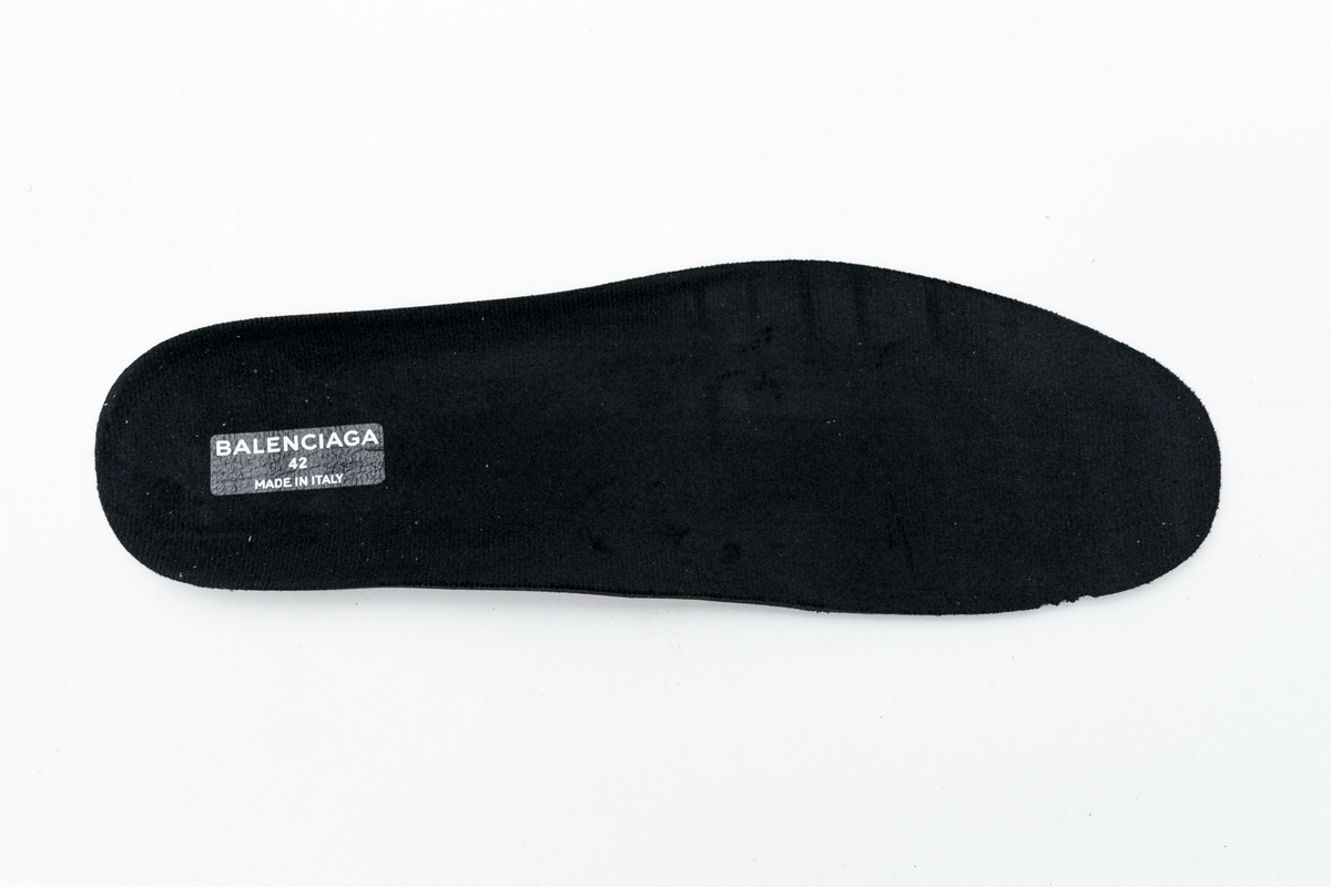 Balenciaga Triple S Black Yellow 483513 W06E1 1078 - Stylish and Trendy Footwear Balenciaga Triple S Black Yellow 483513 W06E1 1078 - Stylish and Trendy Footwear