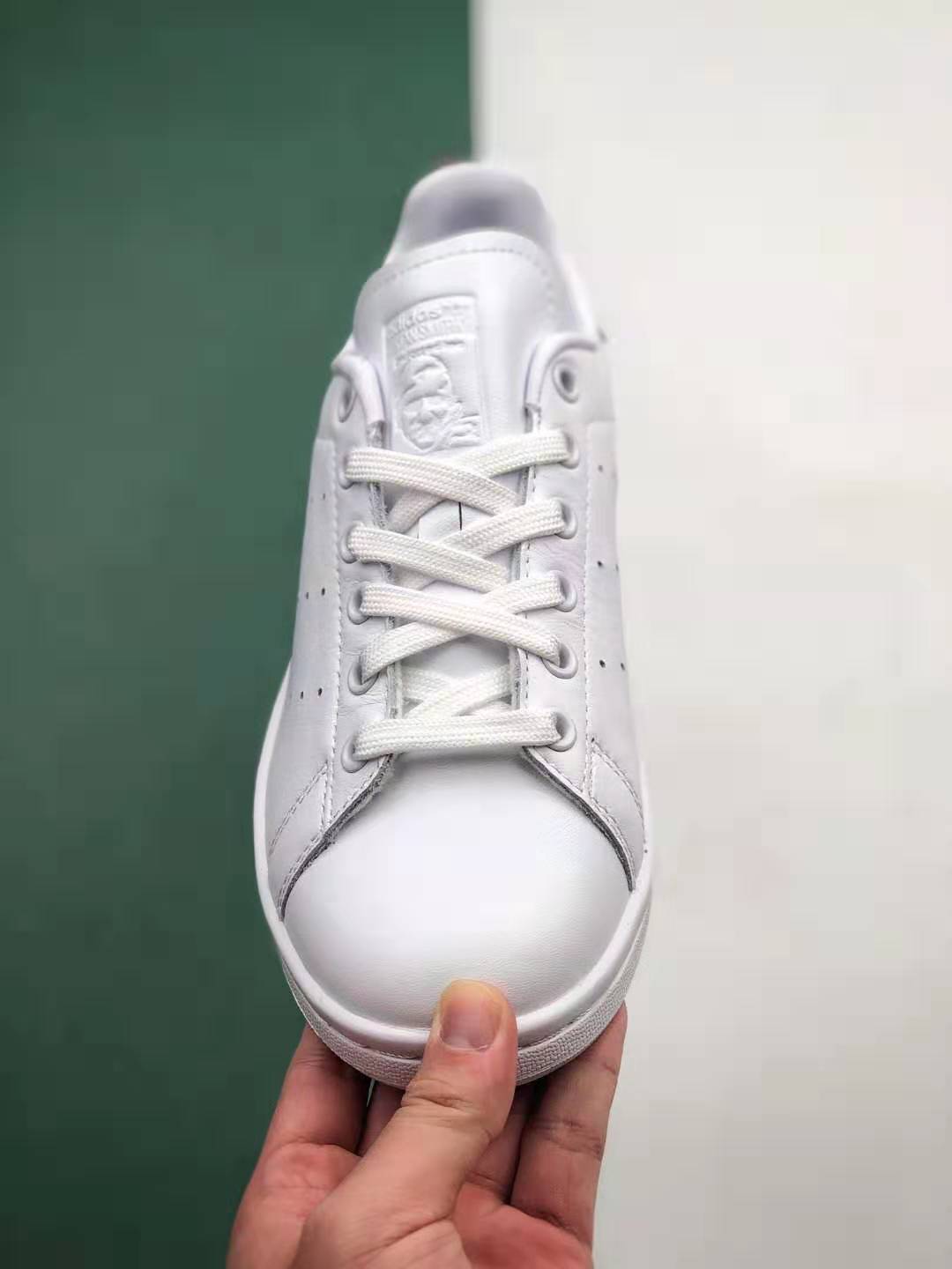 Adidas Stan Smith Tri-Color Tab BD7433 - Stylish & Comfortable Sneakers