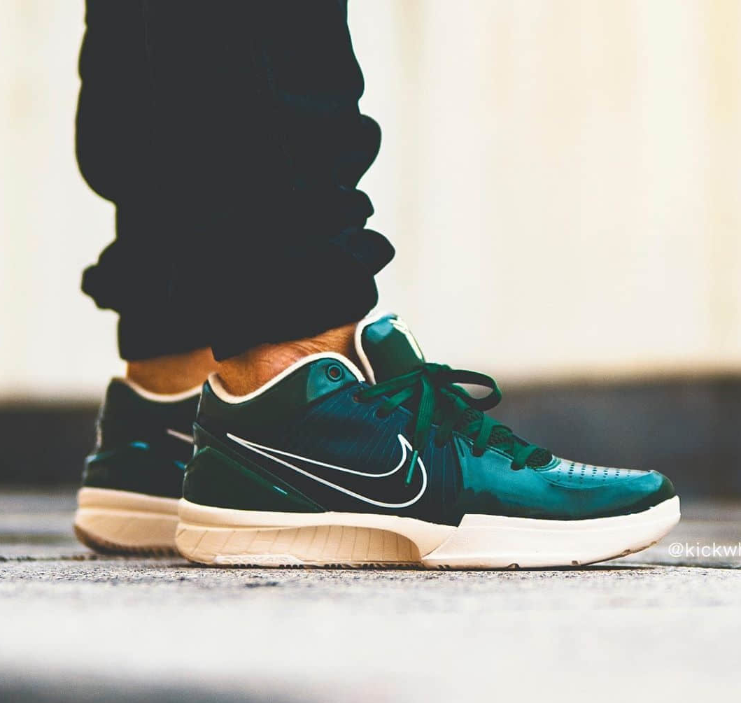 Nike Kobe 4 Protro Undefeated Milwaukee Bucks CQ3869-301 - Limited Edition Sneakers for Basketball Fans Nike Kobe 4 Protro Undefeated Milwaukee Bucks CQ3869-301 - Limited Edition Sneakers for Basketball Fans