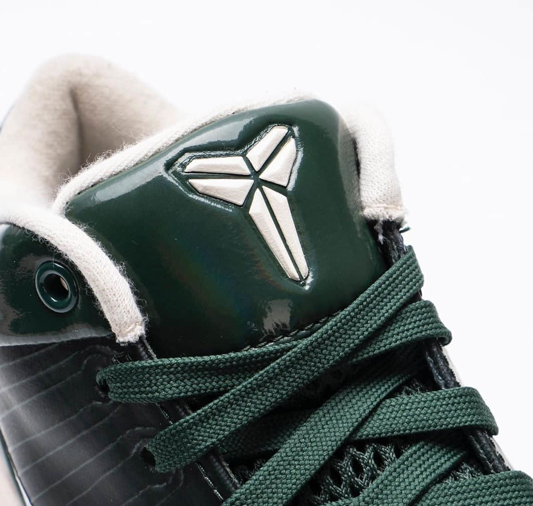Nike Kobe 4 Protro Undefeated Milwaukee Bucks CQ3869-301 - Limited Edition Sneakers for Basketball Fans Nike Kobe 4 Protro Undefeated Milwaukee Bucks CQ3869-301 - Limited Edition Sneakers for Basketball Fans