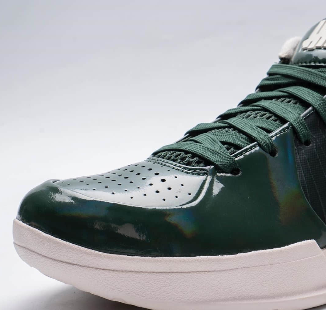 Nike Kobe 4 Protro Undefeated Milwaukee Bucks CQ3869-301 - Limited Edition Sneakers for Basketball Fans Nike Kobe 4 Protro Undefeated Milwaukee Bucks CQ3869-301 - Limited Edition Sneakers for Basketball Fans