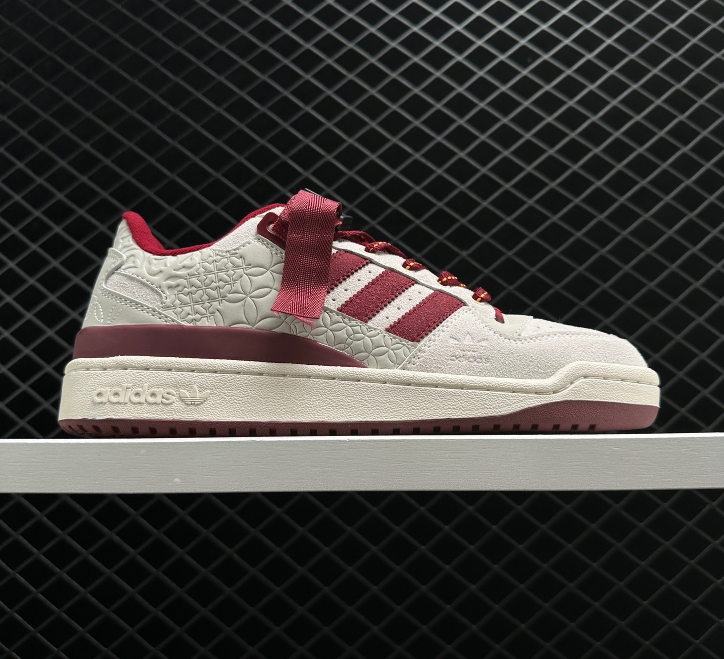 Adidas Originals Forum Low CNY Sneaker Unisex Beige White Red GX8866 - Limited Edition Celebration