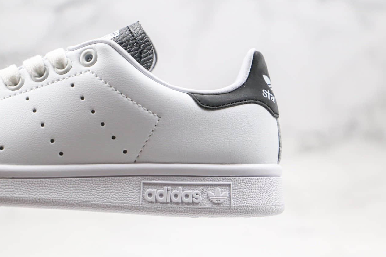 Adidas Originals STAN SMITH 'Black White' EG4549 - Classic Sneakers with Timeless Style Adidas Originals STAN SMITH 'Black White' EG4549 - Classic Sneakers with Timeless Style