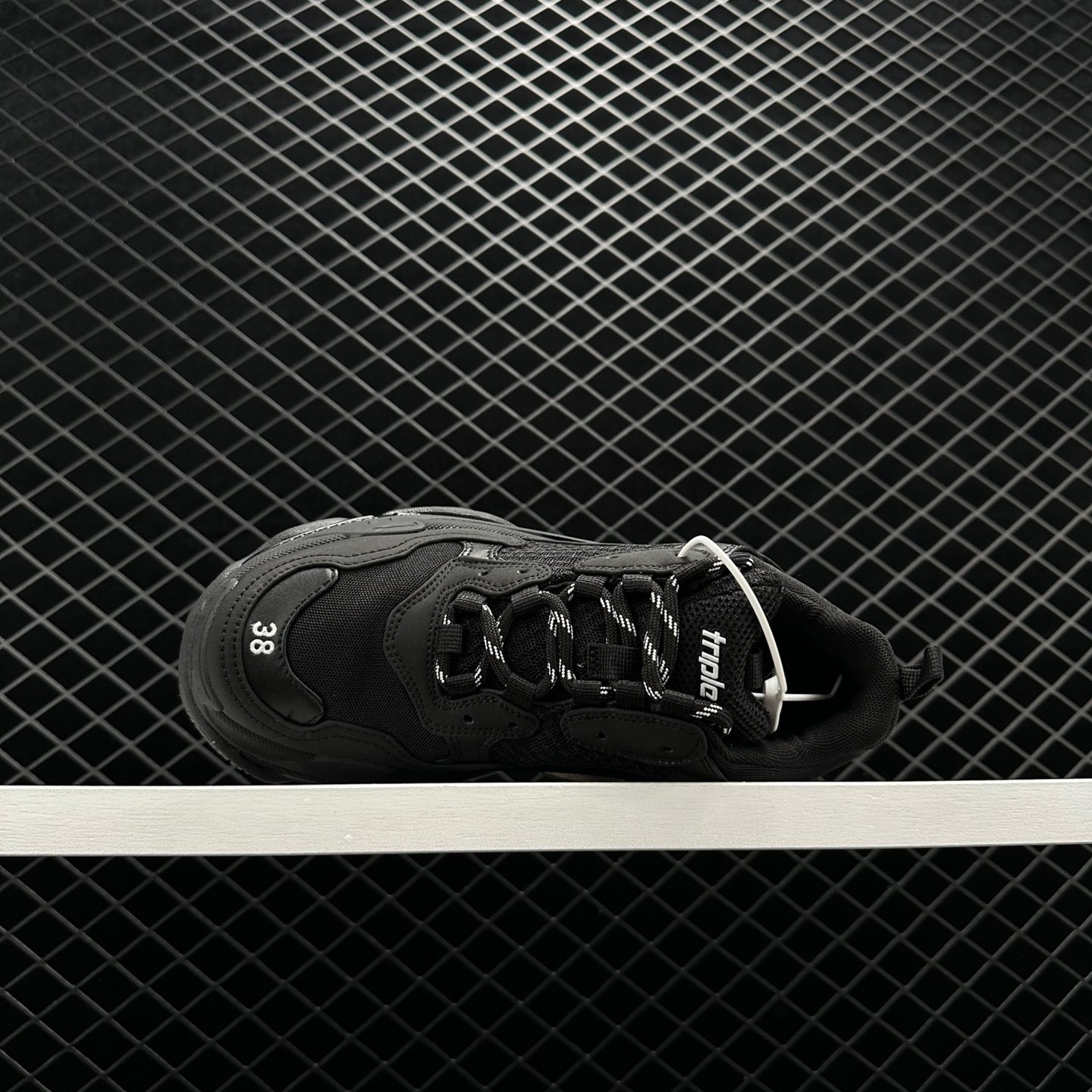 Balenciaga Triple S Triple Black 2018 Reissue - Pre-Distressed 512176 W09O1 Balenciaga Triple S Triple Black 2018 Reissue - Pre-Distressed 512176 W09O1