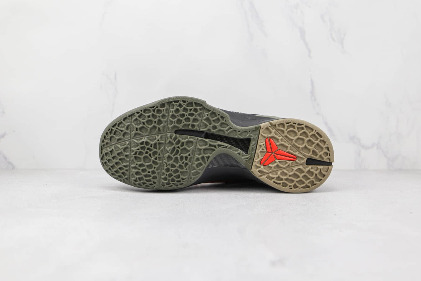 Nike Zoom Kobe 6 'Italian Camo' 429659-900 - Premium Performance Sneakers Nike Zoom Kobe 6 'Italian Camo' 429659-900 - Premium Performance Sneakers