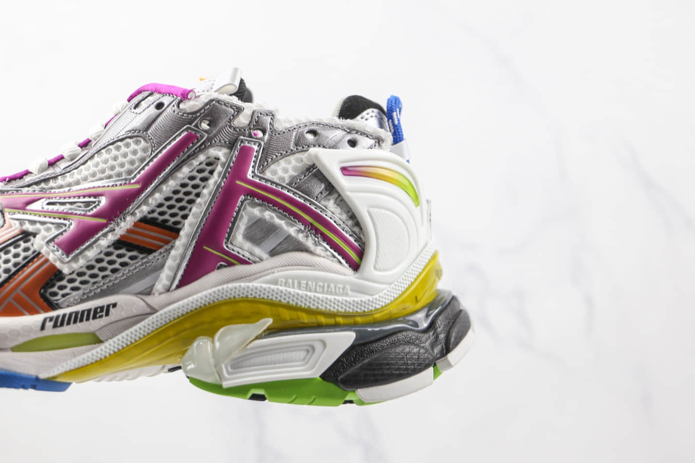 Balenciaga Runner Sneaker 'Grey' 677403W3RB68123 - Stylish and Versatile Footwear Balenciaga Runner Sneaker 'Grey' 677403W3RB68123 - Stylish and Versatile Footwear