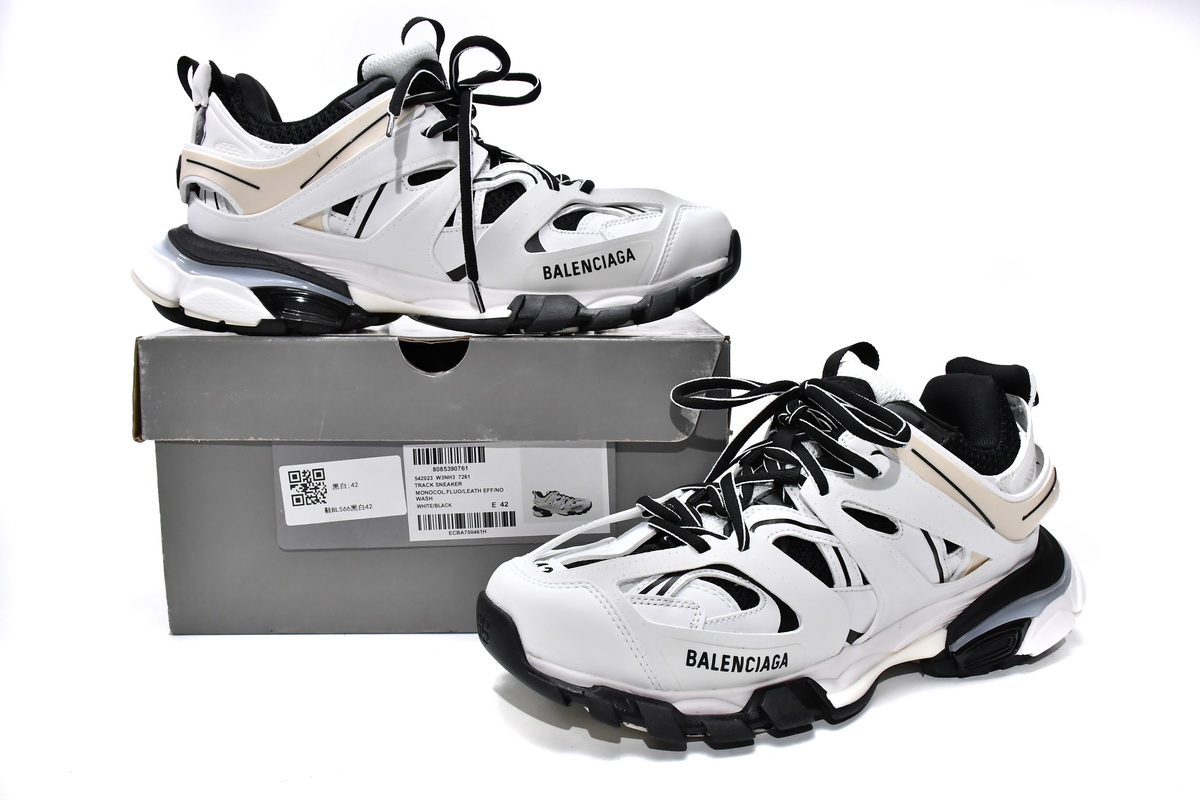 Balenciaga Track Sneaker White Black 542023 W1GC4 9010 - Stylish and Sleek Footwear Balenciaga Track Sneaker White Black 542023 W1GC4 9010 - Stylish and Sleek Footwear