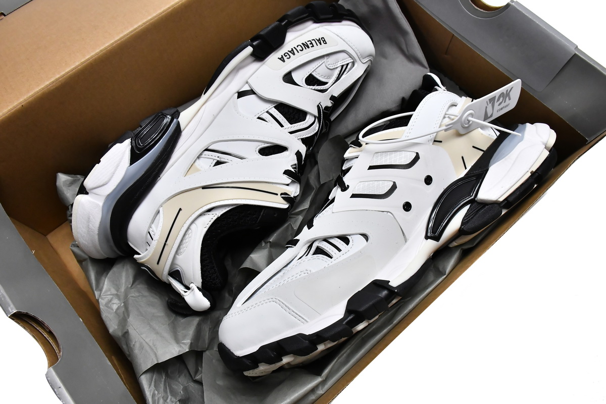 Balenciaga Track Sneaker White Black 542023 W1GC4 9010 - Stylish and Sleek Footwear Balenciaga Track Sneaker White Black 542023 W1GC4 9010 - Stylish and Sleek Footwear