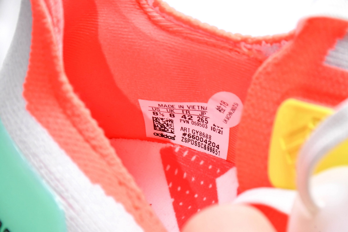 Adidas Ultra Boost 2022 Dazzling Color FY8688 - Unleash Dynamic Style!