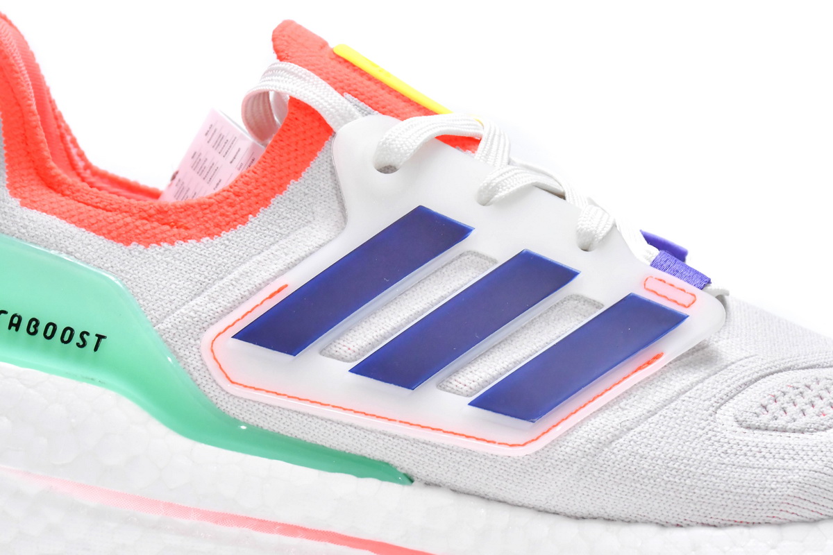 Adidas Ultra Boost 2022 Dazzling Color FY8688 - Unleash Dynamic Style!