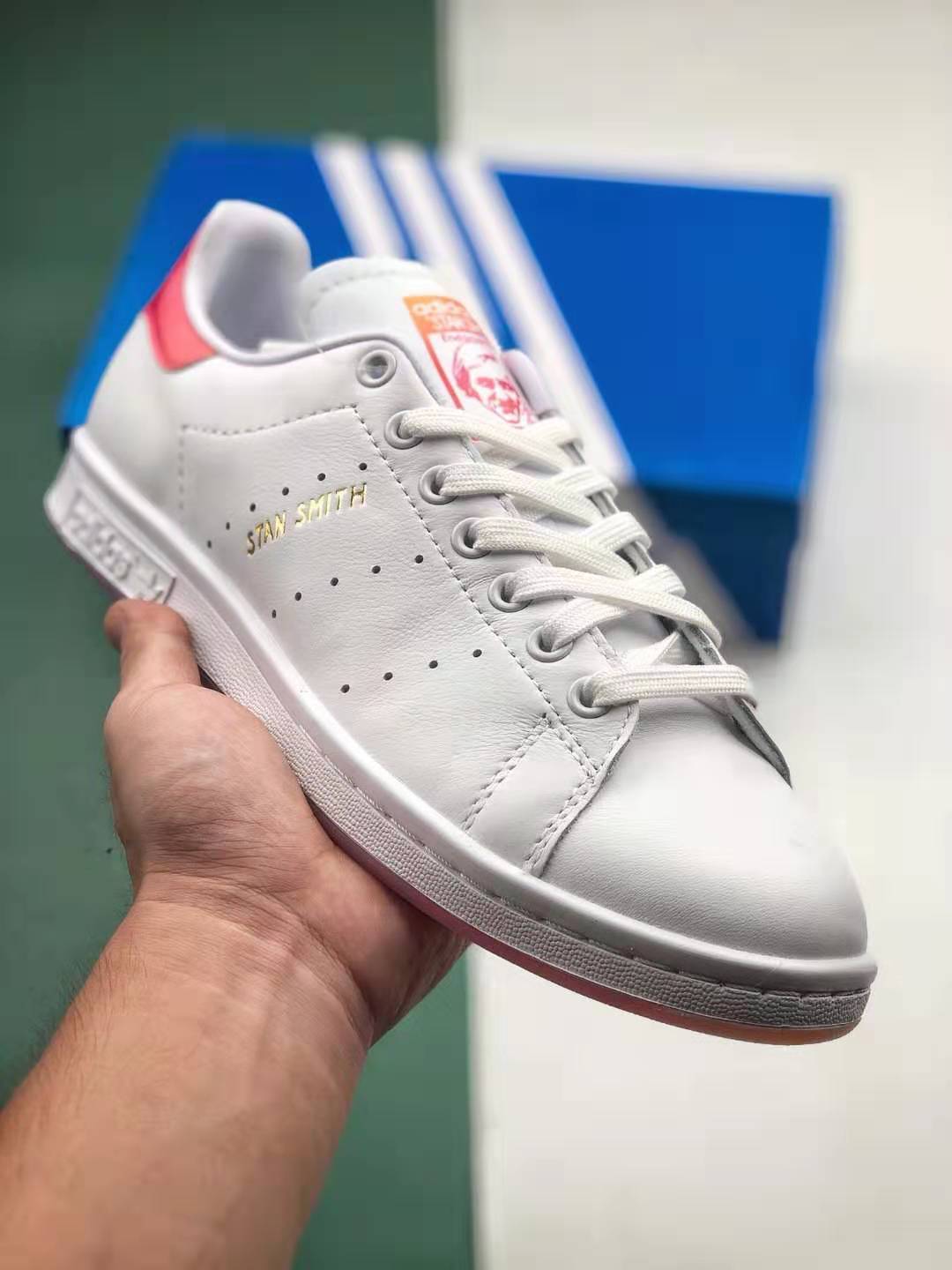 Adidas Originals Superstar 2019 Gradient Crystal Multi-Color EG8133 | Stylish and Vibrant Sneakers