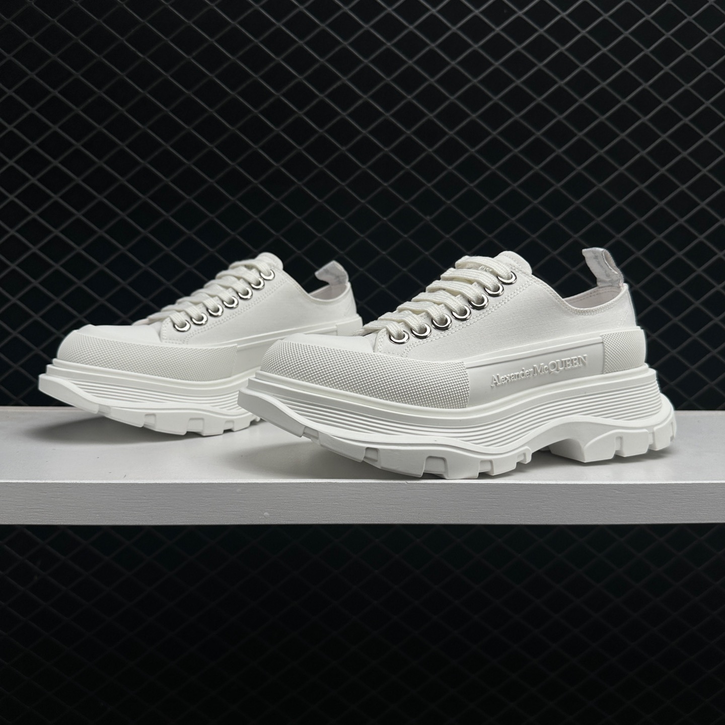 Alexander McQueen Tread Slick Low Lace Up White White - Premium Footwear for Men