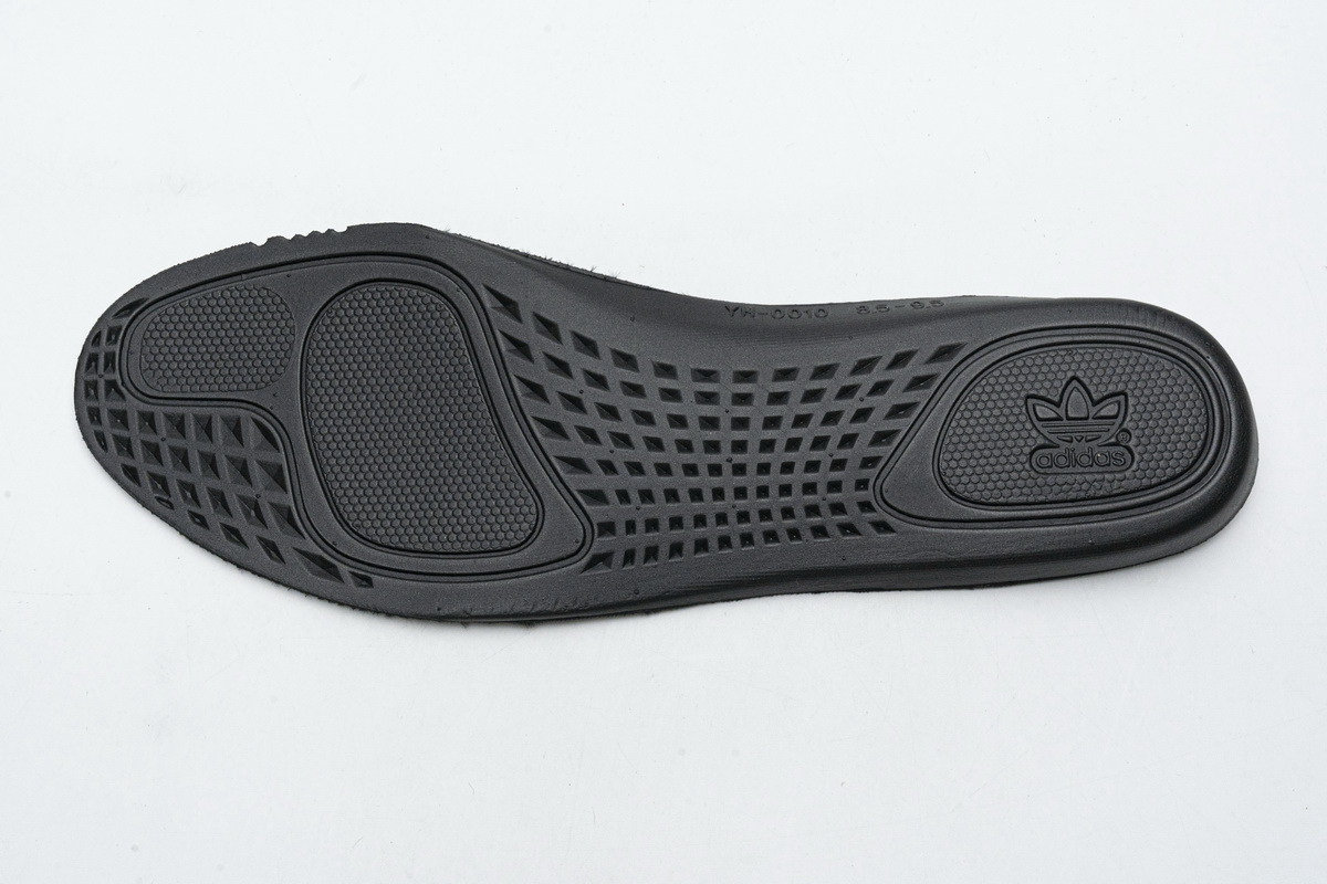 Adidas Yeezy Boost 350 V2 'Oreo' BY1604 - Sleek and Stylish Footwear Adidas Yeezy Boost 350 V2 'Oreo' BY1604 - Sleek and Stylish Footwear