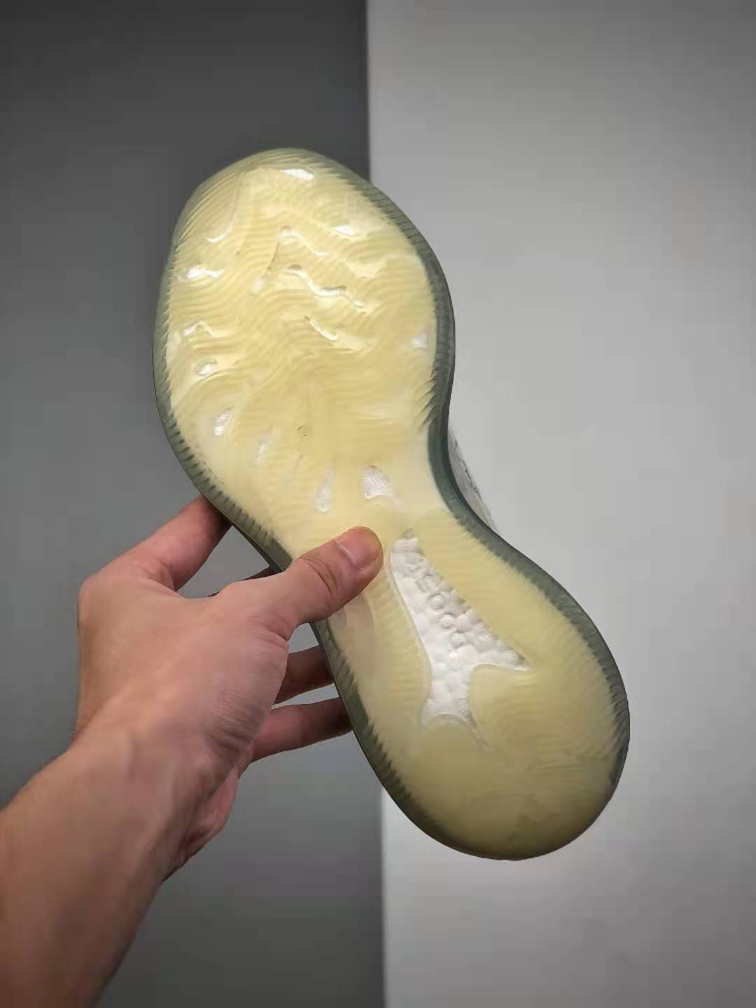 Adidas Yeezy Boost 380 Alien Blue GW0304 - Premium Sneakers for Sneakerheads Adidas Yeezy Boost 380 Alien Blue GW0304 - Premium Sneakers for Sneakerheads