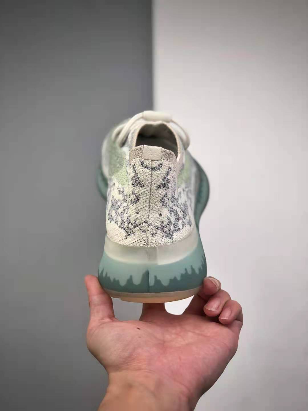 Adidas Yeezy Boost 380 Alien Blue GW0304 - Premium Sneakers for Sneakerheads Adidas Yeezy Boost 380 Alien Blue GW0304 - Premium Sneakers for Sneakerheads