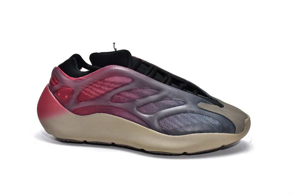 Adidas Yeezy 700 V3 'Fade Carbon' GW1814 - Shop Now! Adidas Yeezy 700 V3 'Fade Carbon' GW1814 - Shop Now!