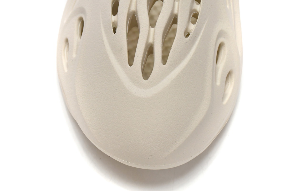 Adidas Yeezy Foam Runner 'Sand' FY4567 - Stylish and Sustainable Footwear Adidas Yeezy Foam Runner 'Sand' FY4567 - Stylish and Sustainable Footwear