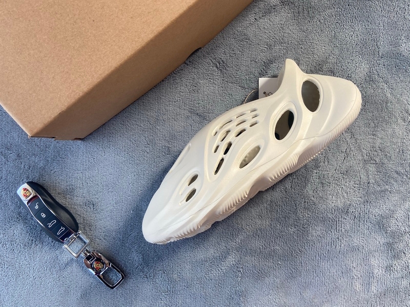 Adidas Yeezy Foam Runner 'Sand' FY4567 - Stylish and Sustainable Footwear Adidas Yeezy Foam Runner 'Sand' FY4567 - Stylish and Sustainable Footwear