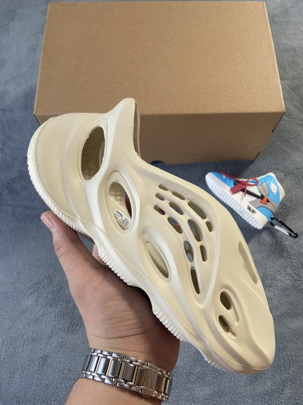 Adidas Yeezy Foam Runner 'Sand' FY4567 - Stylish and Sustainable Footwear Adidas Yeezy Foam Runner 'Sand' FY4567 - Stylish and Sustainable Footwear