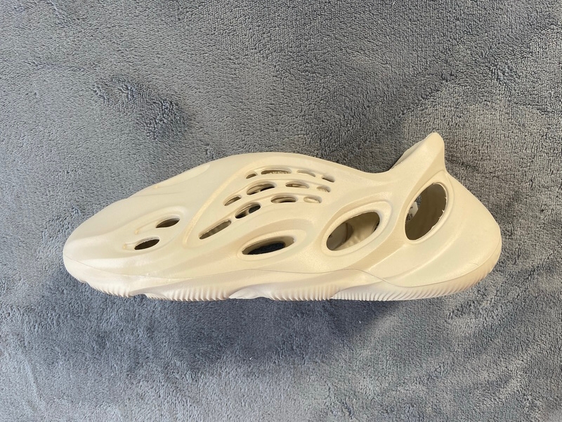 Adidas Yeezy Foam Runner 'Sand' FY4567 - Stylish and Sustainable Footwear Adidas Yeezy Foam Runner 'Sand' FY4567 - Stylish and Sustainable Footwear