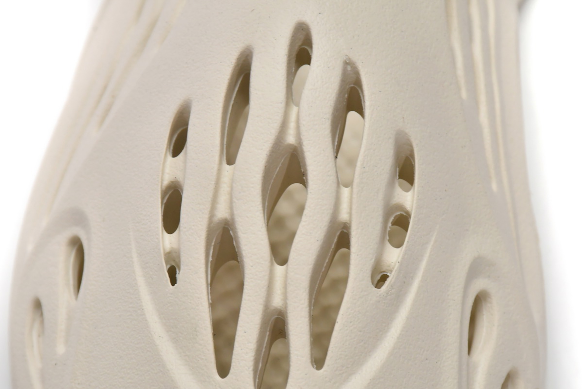 Adidas Yeezy Foam Runner 'Sand' FY4567 - Stylish and Sustainable Footwear Adidas Yeezy Foam Runner 'Sand' FY4567 - Stylish and Sustainable Footwear