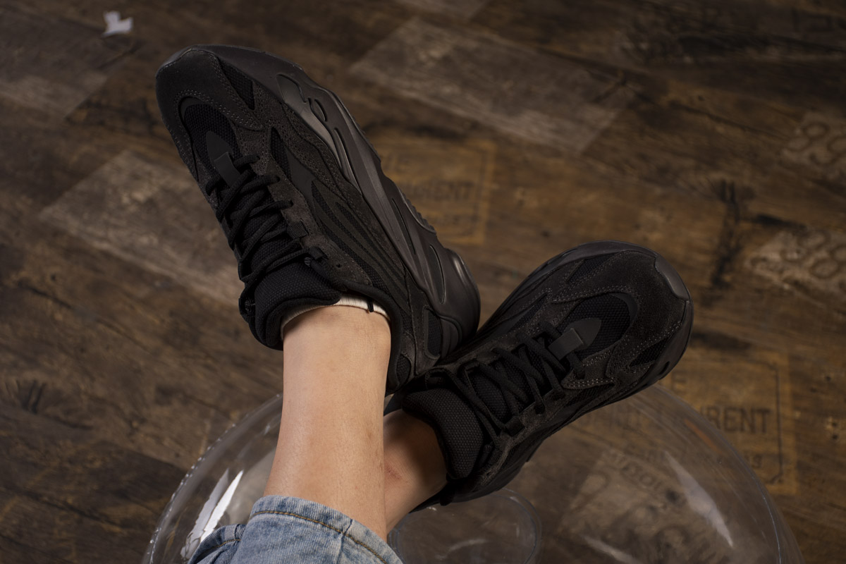 Adidas Yeezy Boost 700 V2 'Vanta' FU6684 - Stylish and Sleek Sneakers Adidas Yeezy Boost 700 V2 'Vanta' FU6684 - Stylish and Sleek Sneakers