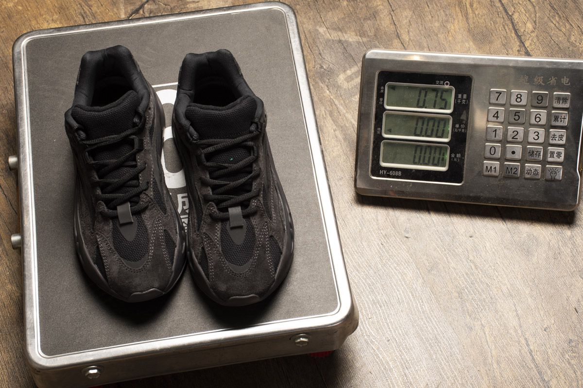 Adidas Yeezy Boost 700 V2 'Vanta' FU6684 - Stylish and Sleek Sneakers Adidas Yeezy Boost 700 V2 'Vanta' FU6684 - Stylish and Sleek Sneakers