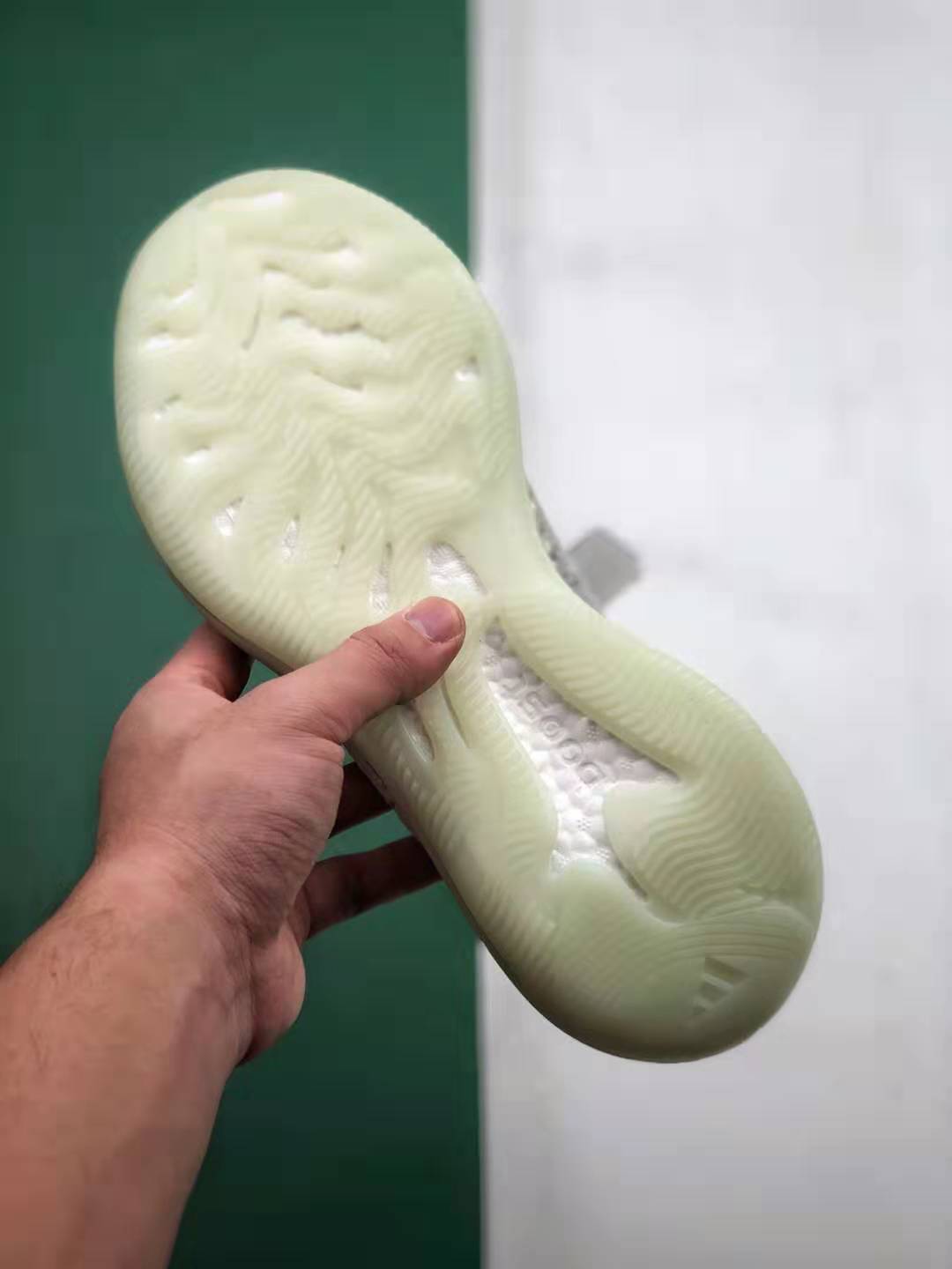 Adidas Yeezy Boost 380 'Alien' FV3260 - Premium Sneakers for Sale Adidas Yeezy Boost 380 'Alien' FV3260 - Premium Sneakers for Sale