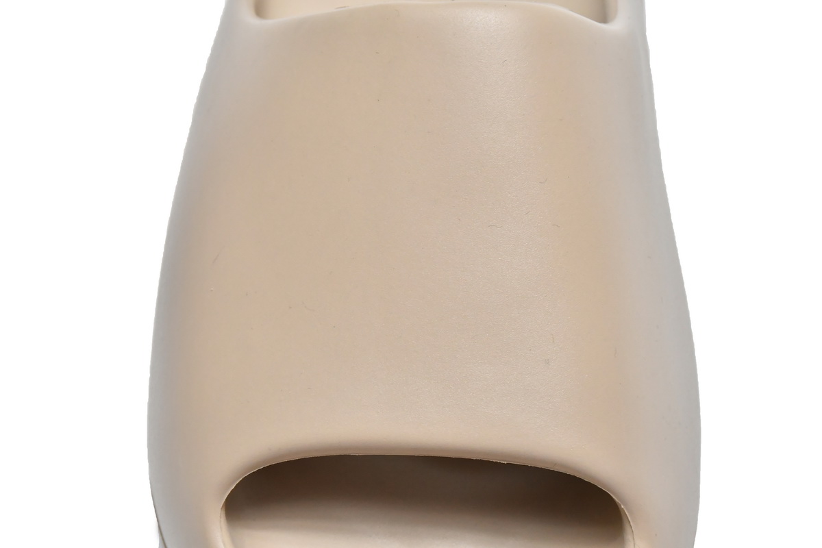 Adidas Yeezy Slides 'Pure' GZ5554 - Sleek and Comfortable Footwear Adidas Yeezy Slides 'Pure' GZ5554 - Sleek and Comfortable Footwear