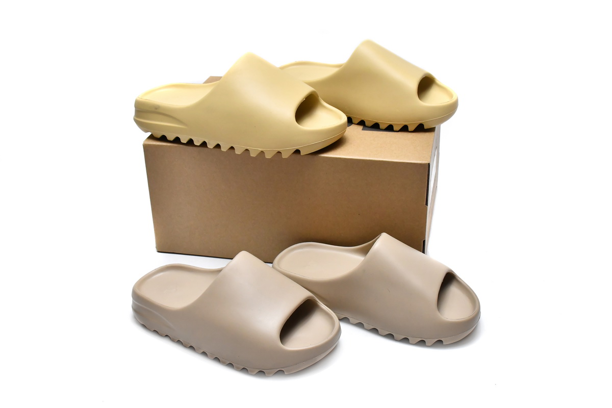 Adidas Yeezy Slides 'Pure' GZ5554 - Sleek and Comfortable Footwear Adidas Yeezy Slides 'Pure' GZ5554 - Sleek and Comfortable Footwear