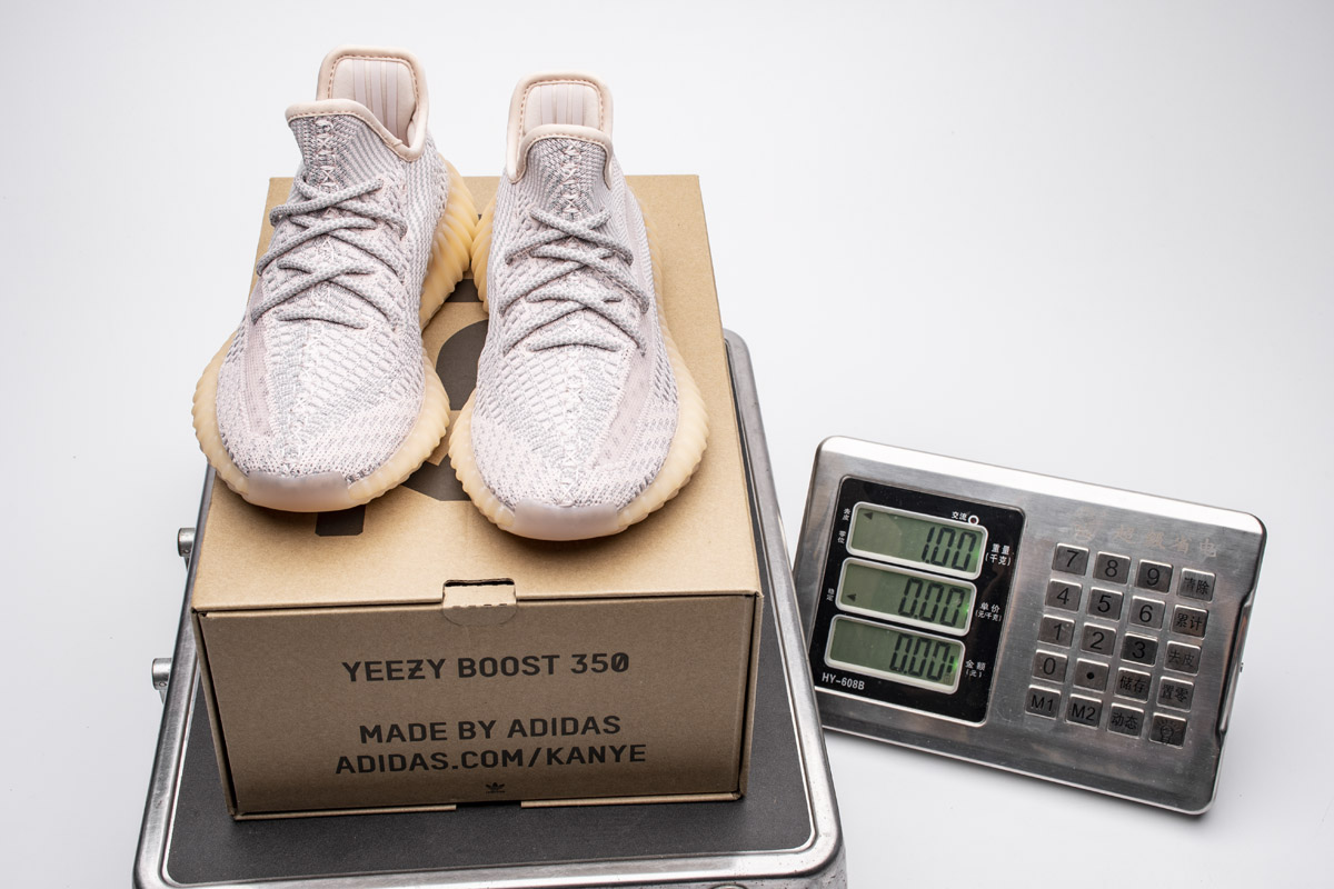 Adidas Yeezy Boost 350 V2 'Synth Non-Reflective' FV5578 - Stylish and Comfortable Sneakers Adidas Yeezy Boost 350 V2 'Synth Non-Reflective' FV5578 - Stylish and Comfortable Sneakers
